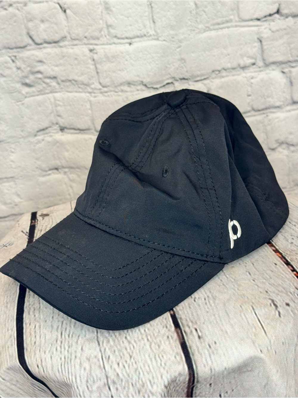 Ponyback athletic ponytail hat